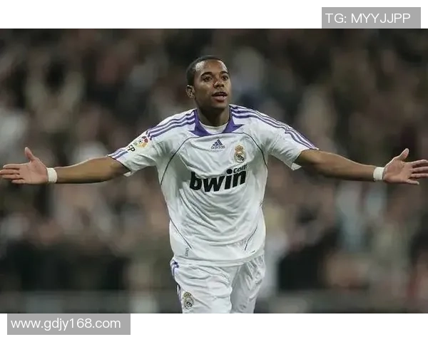 足球球星搞笑男:从赛场到生活笑点百出,揭秘他的幽默魅力