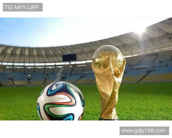 最新足球球星学历一览：知名球员教育背景大揭秘